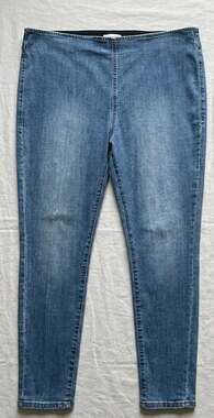 Sofia Jeans by Sofia Vergara Rosa Pull-On Jegging Size 18W Medium Wash